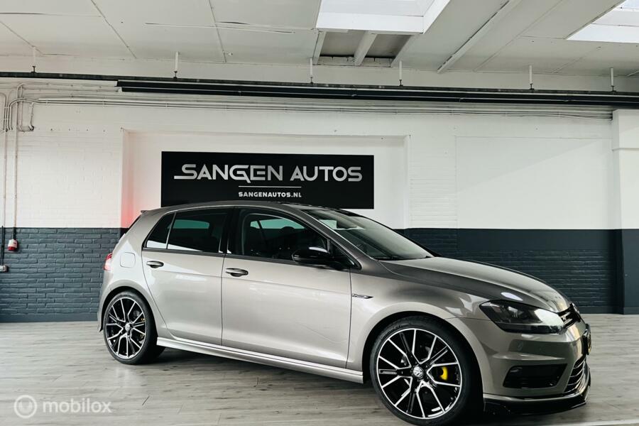 Golf 7 1.4 TSI R-line/full options /leer/r achterkant