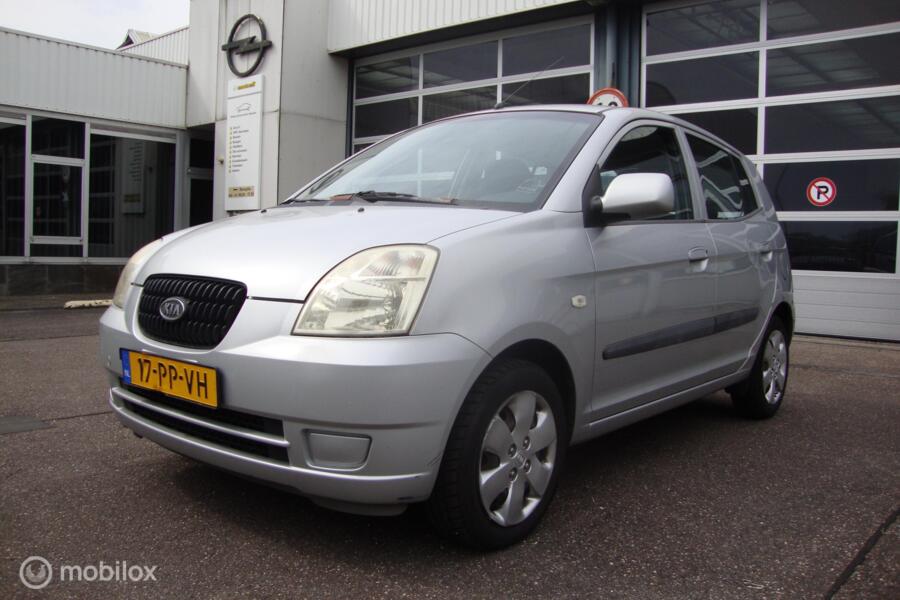 Kia Picanto 1.0  met stuurbekrachtiging en Apk
