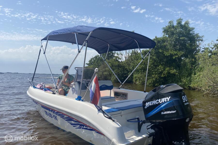 Aquamar Samoa 19FT /580x225/ 90 pk Motor /Ruime console boot