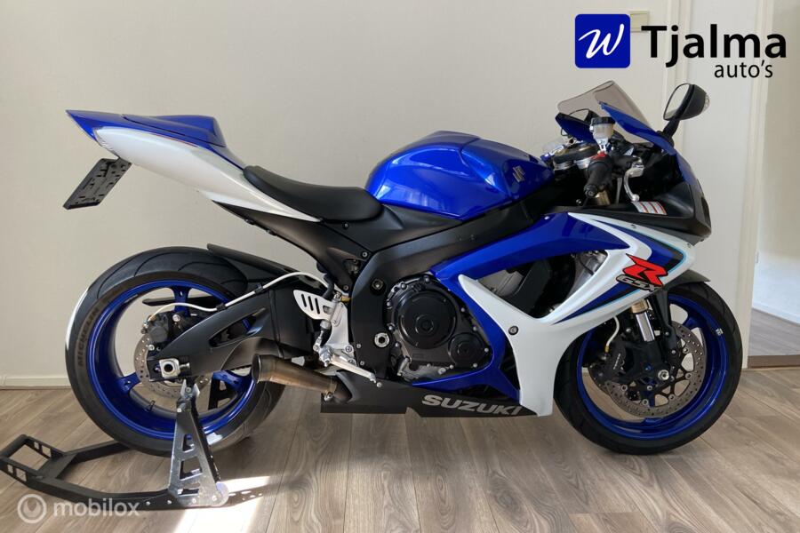 Suzuki GSX R 600 2de eigenaar 13 DKM REMUS GP