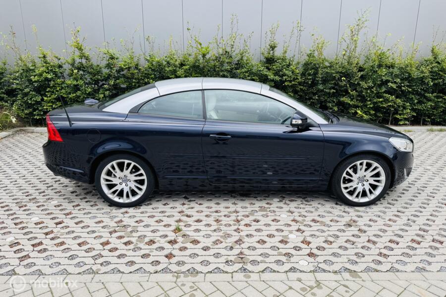 Volvo C70 Convertible 2.5 T5 Kinetic Leder Pdc 230PK Navi