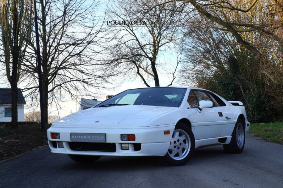 Lotus Esprit 2.2 Turbo SE / Full Dealer Service History