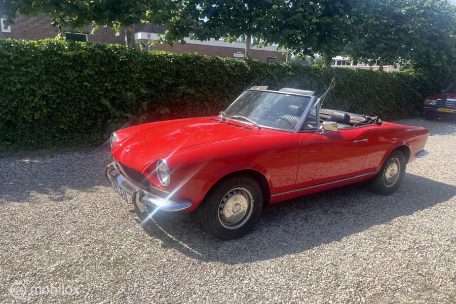 Fiat 124 1600 Sport Spider