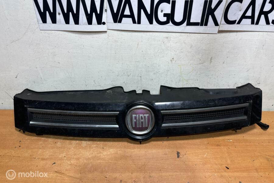 Grill Fiat Panda II ('03-'11)