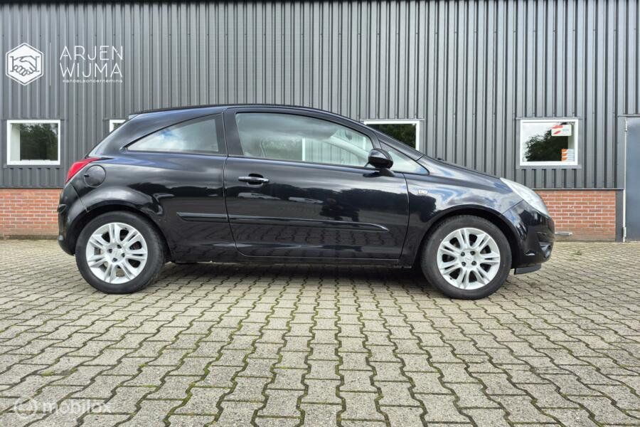 Opel Corsa 1.2-16V Business | Ketting Hoorbaar|
