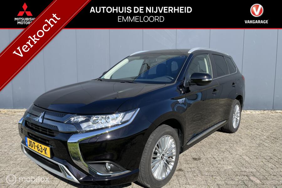 Mitsubishi Outlander 2.4 PHEV Pure +