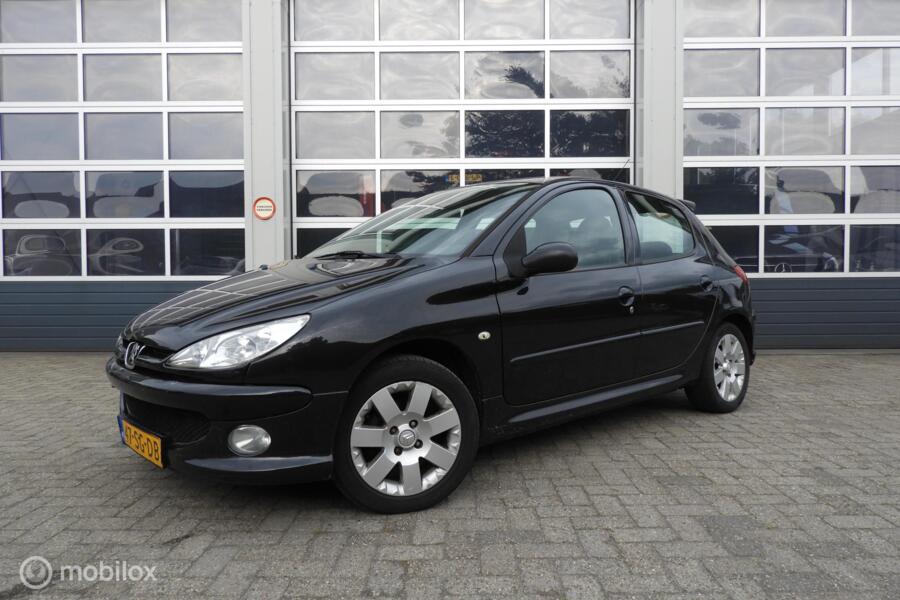 Peugeot 206 1.4 Air-line 3