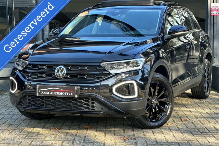 Volkswagen T-Roc 1.5 TSI Sport Aut*Pano*Led*Navi*Acc*Keyless