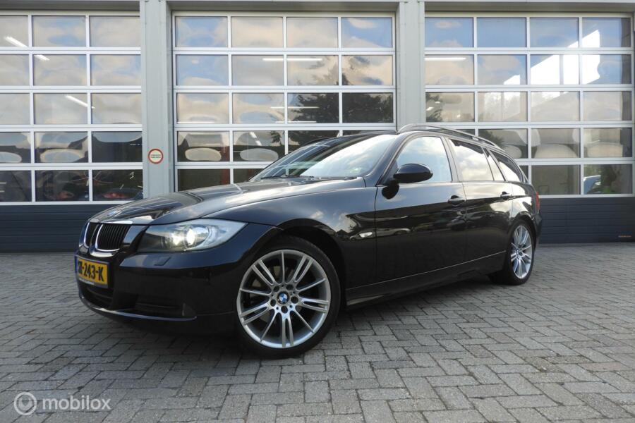 BMW 3-serie Touring 320d Panoramadak, leder,xenon