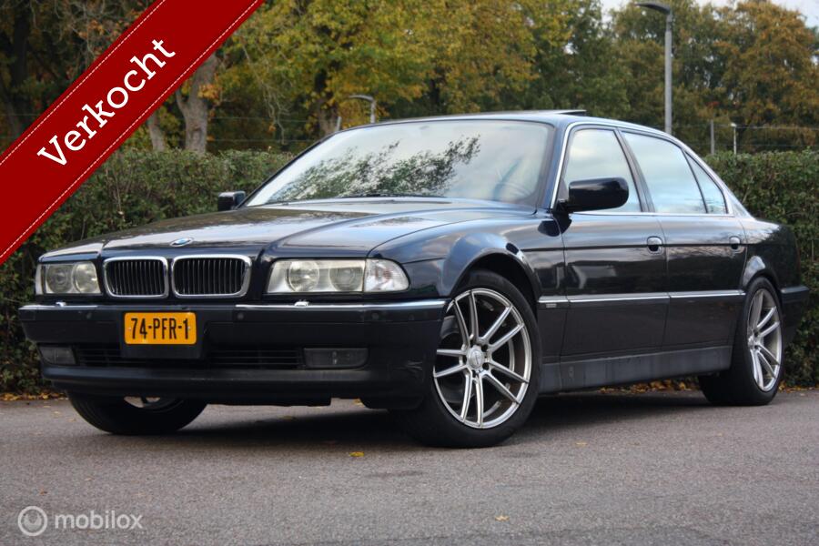 BMW 750iL V12 E38 youngtimer 19”breedset/schuifdak 750i Lang