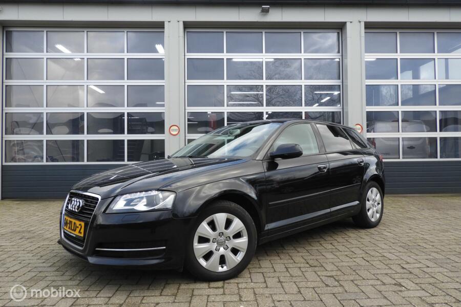 Audi A3 Sportback 1.2 TFSI Ambition , Xenon , Navi