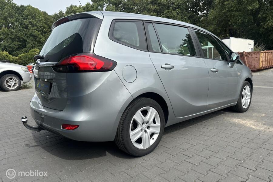 Opel Zafira Tourer 1.4 / 2015 / zeer netjes !
