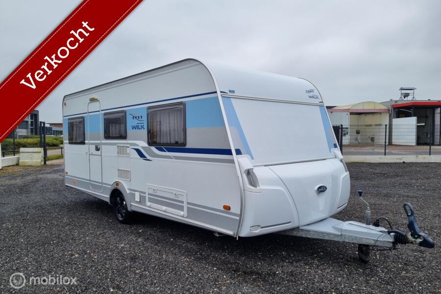 WILK S4 490 ENKELE BEDDEN,VOORTENT,DAKAIRCO,TOILET,