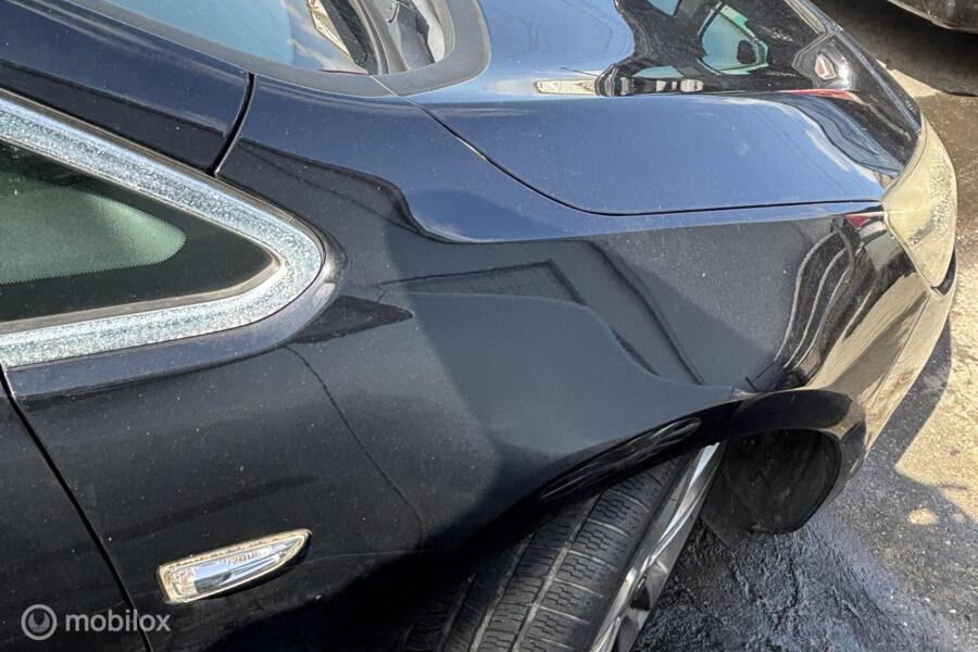 Voorscherm rechts zwart Opel Astra J ('09-'15)