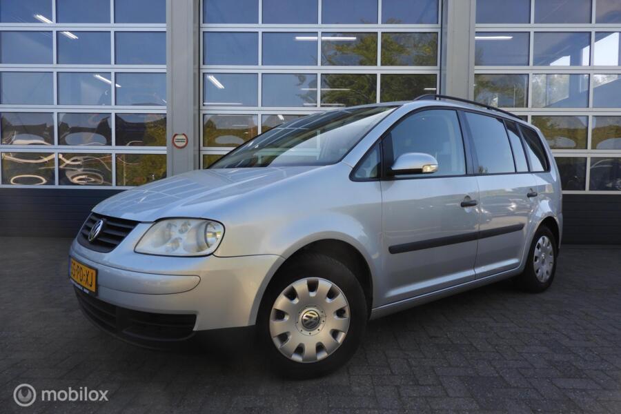 Volkswagen Touran 1.6-16V FSI