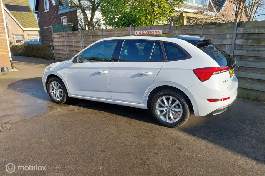 Skoda Scala 1.0 TSI Business Edition Panorama, Full led