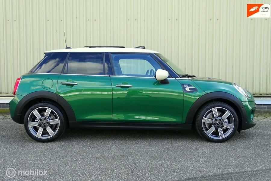 Mini Cooper 1.5 Chili 60 Years Edition