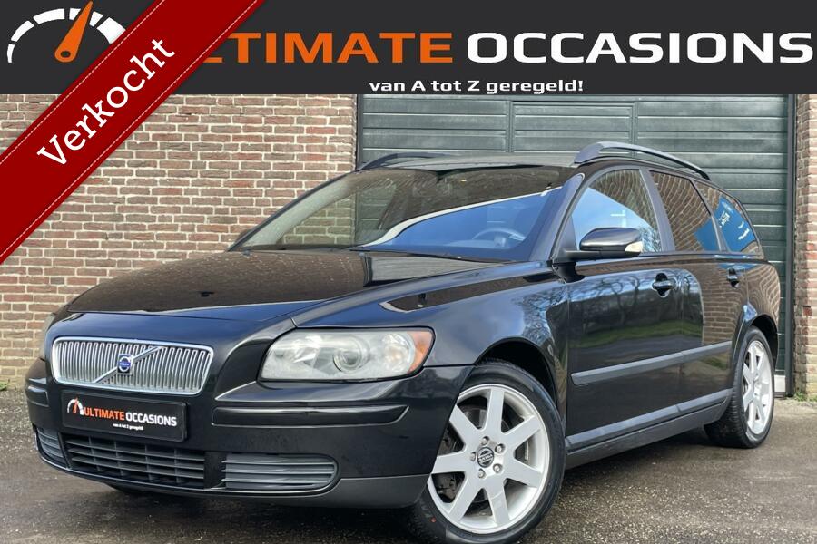 Volvo V50 2.4 Momentum / Navi / Clima / PDC / Trekhaak / Distributie V.V.  / YOUNGTIMER