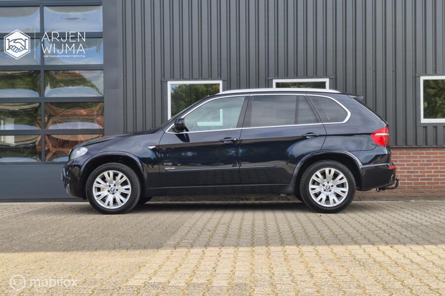 BMW X5 3.0sd High Exe|7-zits|Carbonzwart|M-Pakket|286PK