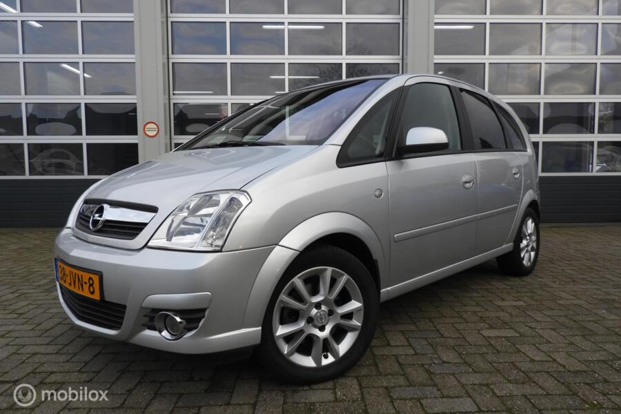 Opel Meriva 1.8-16V Cosmo