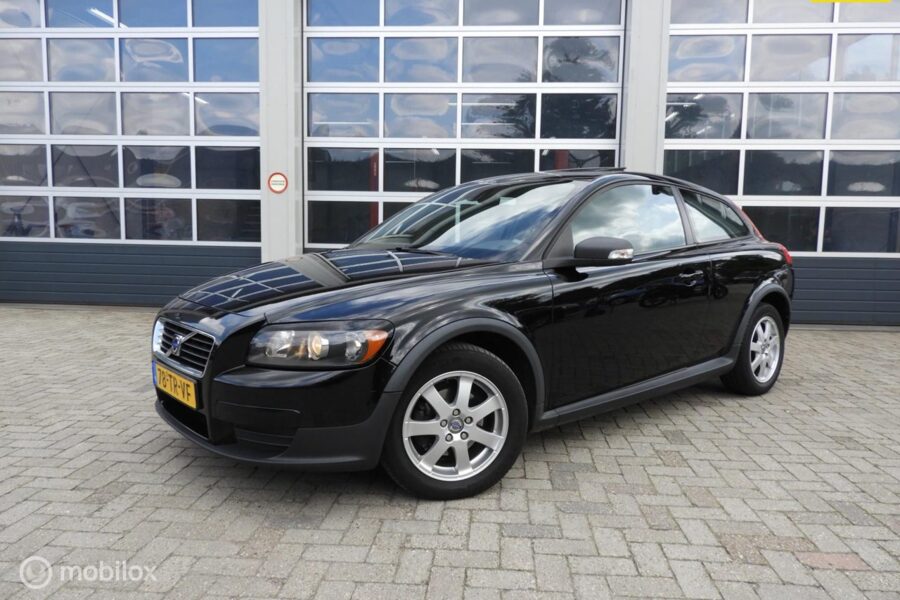 Volvo C30 - 1.6D Kinetic nette auto schuifdak