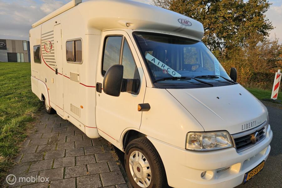 Lmc Liberty 6600 TI Half-integraal enkele bedden ☆2X Airco☆