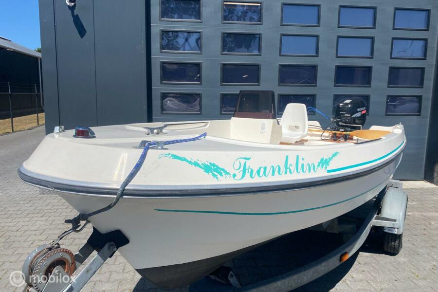 Sunliner 450 - Consoleboot - 25 pk Suzuki motor - Trailer!