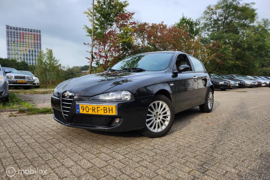 Alfa Romeo 147 1.6 T.Spark Distinctive