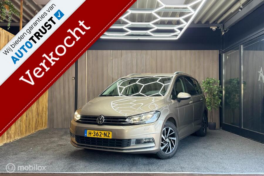 Volkswagen Touran 1.5 TSI Highline 7p|Led|Camera|ACC|Navi|