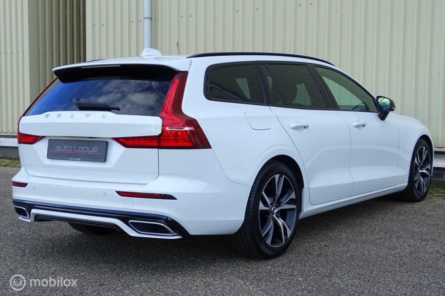 VOLVO V60 B4 R-Design
