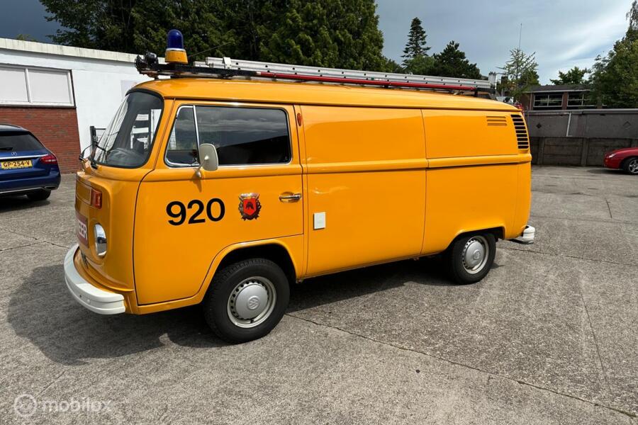 VW T2 1975 6.795 kilometer 1eigenaar Volkswagen T2 Brandweer