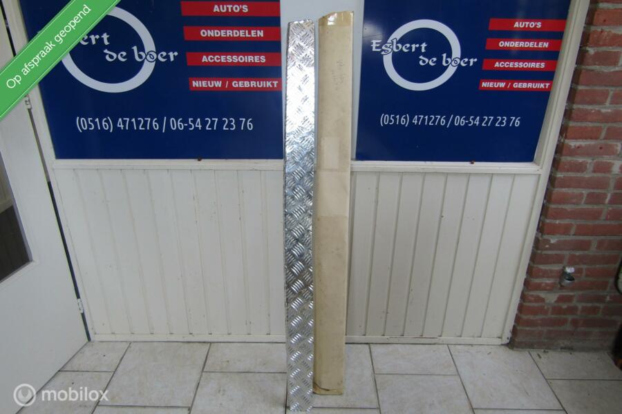 Instaplijst achterbumper beschermplaat mercedes vito 639