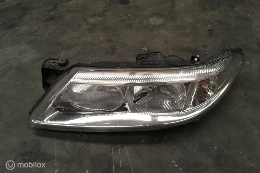 Koplamp links Renault Laguna II 1.8-16V Dynamique ('01-'07)