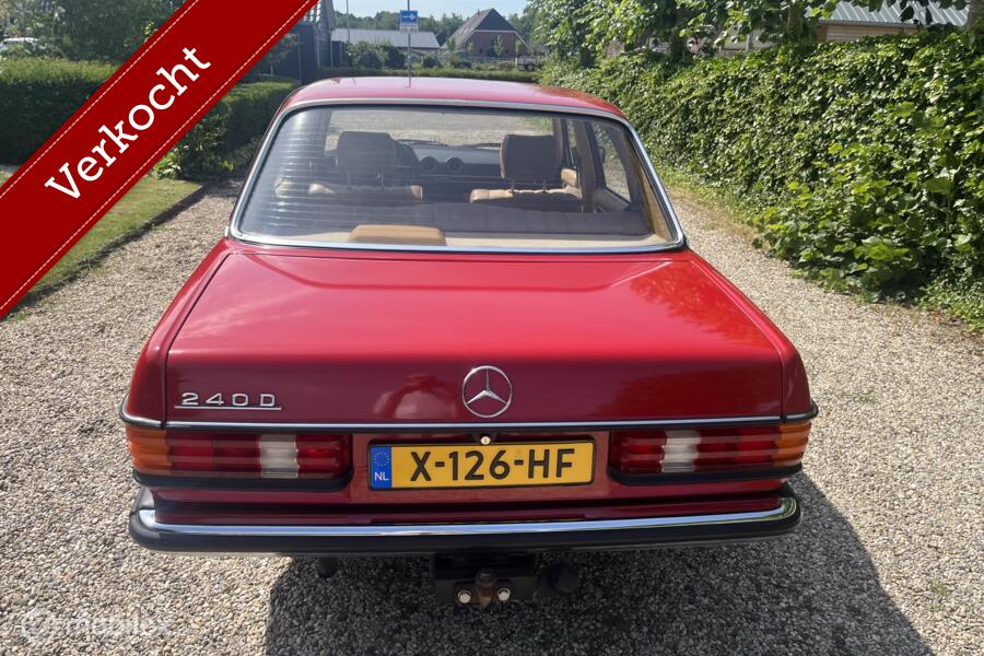 Mercedes 240 D
