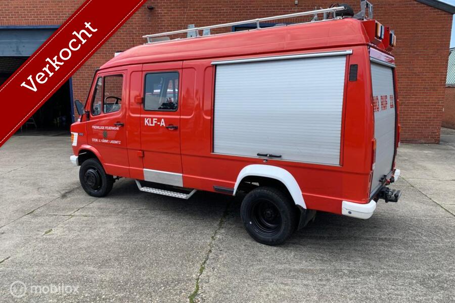 Mercedes 410 4x4 benzine 1992 19500 km Brandweer
