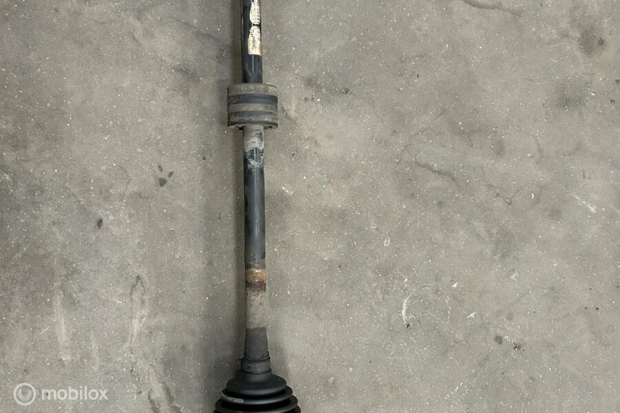 Aandrijfas rechtsvoor Volkswagen Golf VII 1.5 TSI('13-'20)