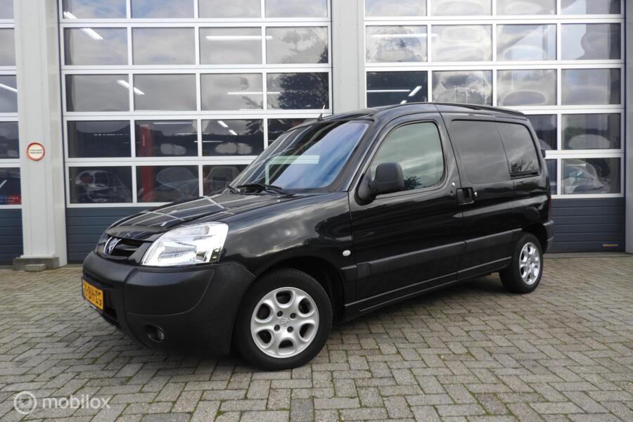 Peugeot Partner bestel 1.9 D , airco , dubbele schuifdeur , marge