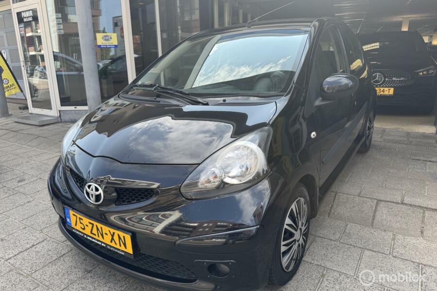 Toyota Aygo 1.0-12V Sport