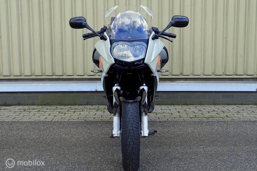 BMW F800ST