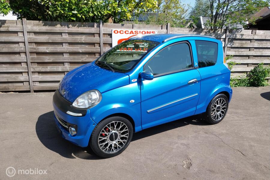 Microcar Brommobiel M.GO Paris Dci
