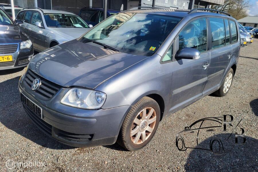 Volkswagen Touran 1.6-16V FSI EXPORT ONLY AIRCO/TREKHAAK