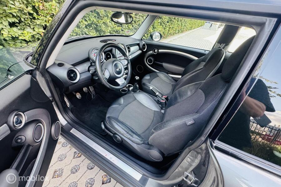 Mini Mini 1.6 Cooper S Airco 17 inch Leer