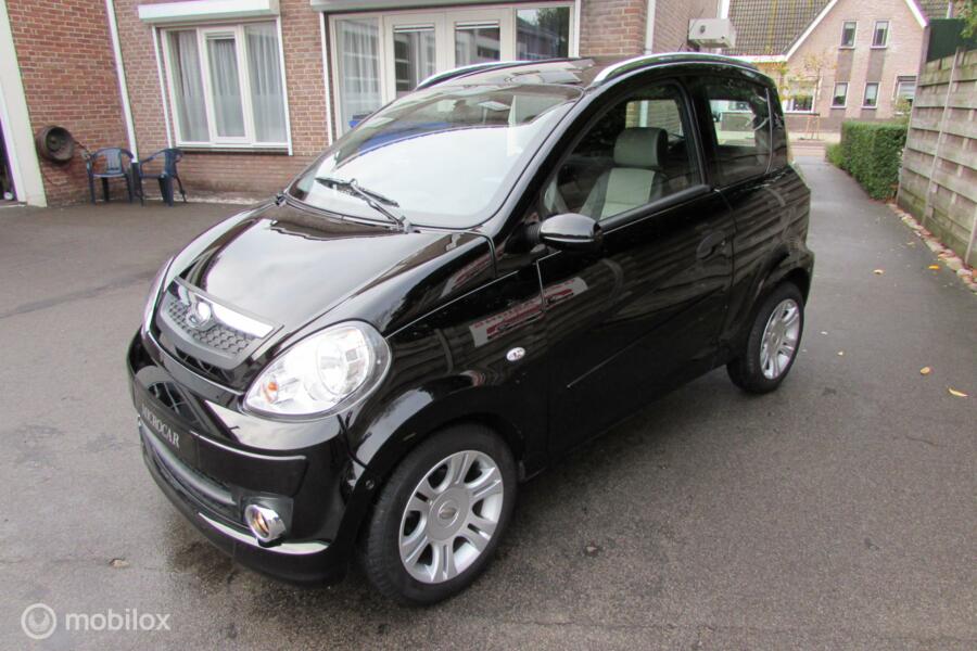 Microcar Brommobiel M.GO SXI