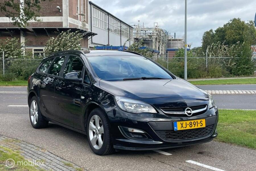 Opel Astra Sports Tourer 1.4 Turbo Edition | AUTOMAAT | Cruise Control | Trekhaak