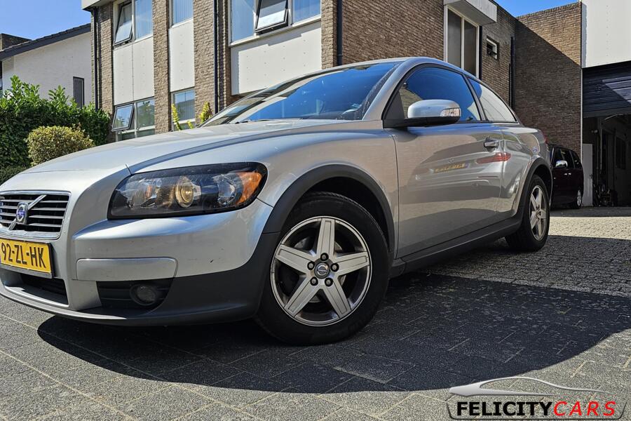 Volvo C30 2.0D Momentum 265dkm nap  airco complete historie