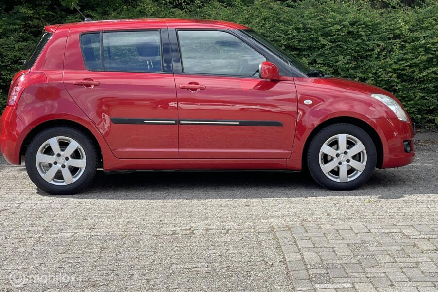 Suzuki Swift 1.3 Shogun