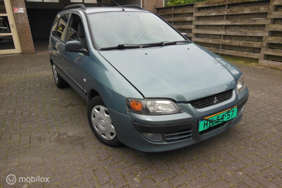 Mitsubishi Space Star 1.6 Family