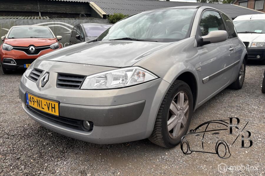 Renault Megane 1.6-16V Expression Luxe LEES TEKST AIRCO