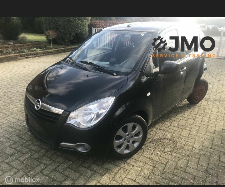 Opel agila Hatchback Opel agila Hatchback