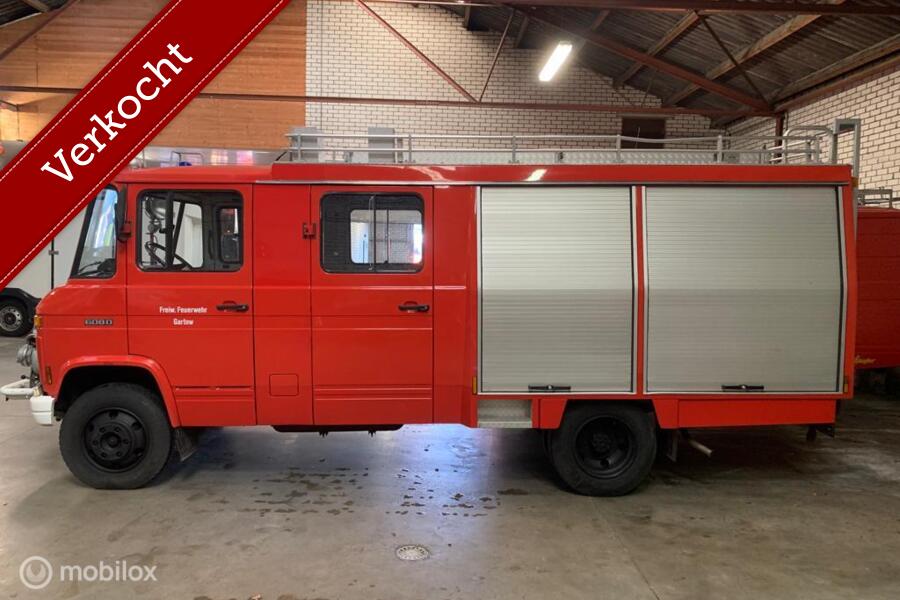 Mercedes 608 D XXL  Brandweer Camper Foodtruck 29 d km